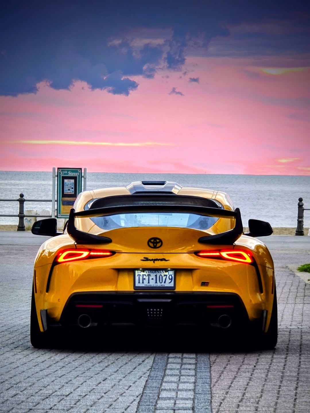 Toyota Supra MK5 A90 A91 3.0 2.0 2020 2021 2022 2023 2024 with Aftermarket Parts - Hyperion Roof Scoop Carbon Fiber / FRP from Robot Craftsman