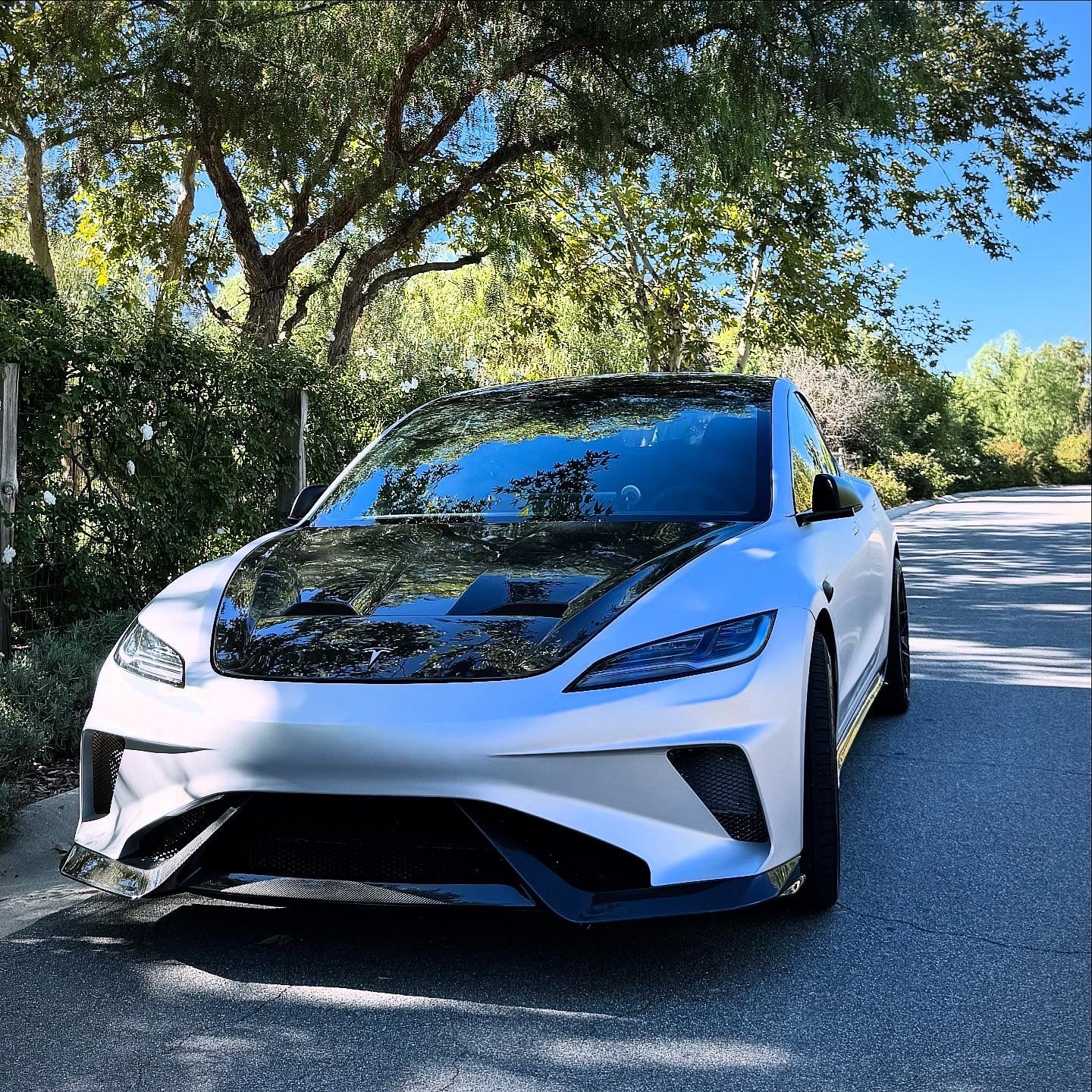 Tesla Model 3 Highland / Performance 2024-ON with Aftermarket Parts - Hacker Narrow Body Front Bumper & Lip Carbon Fiber / FRP from Robot Craftsman