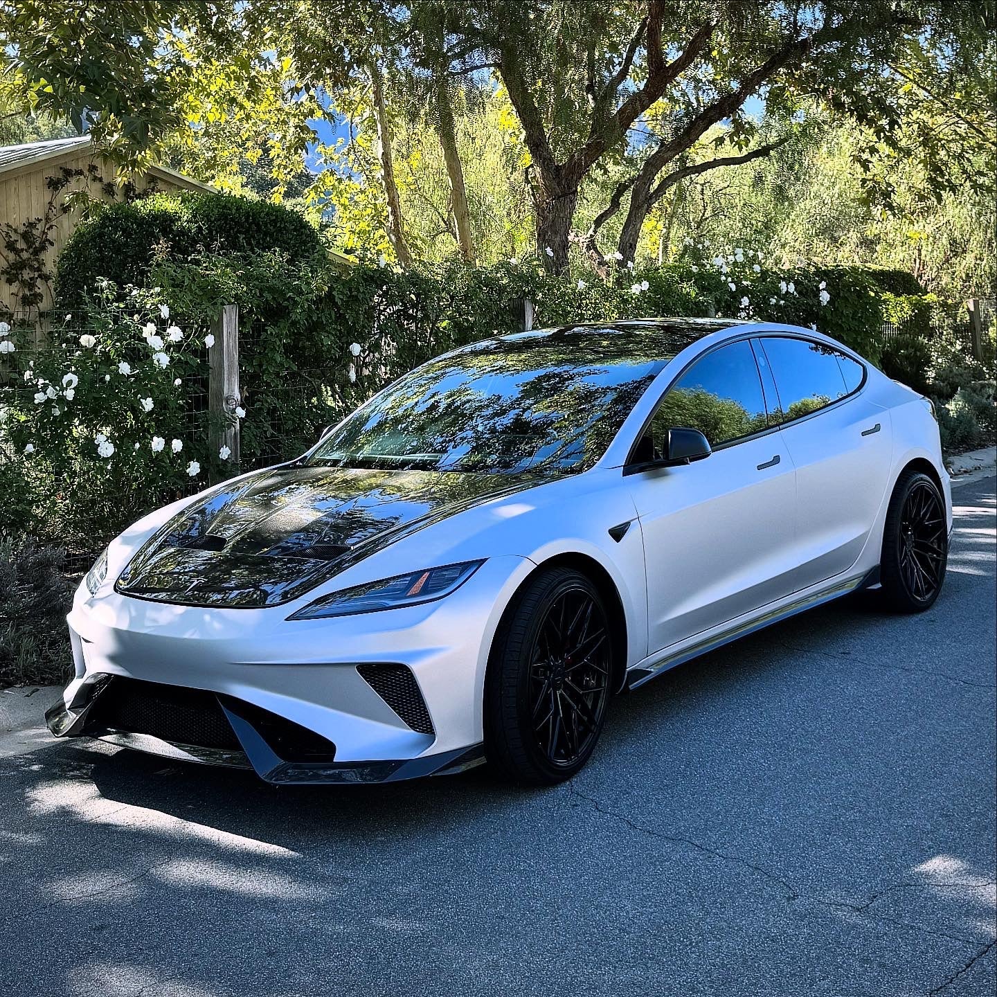 Tesla Model 3 Highland / Performance 2024-ON with Aftermarket Parts - Hacker Narrow Body Front Bumper & Lip Carbon Fiber / FRP from Robot Craftsman