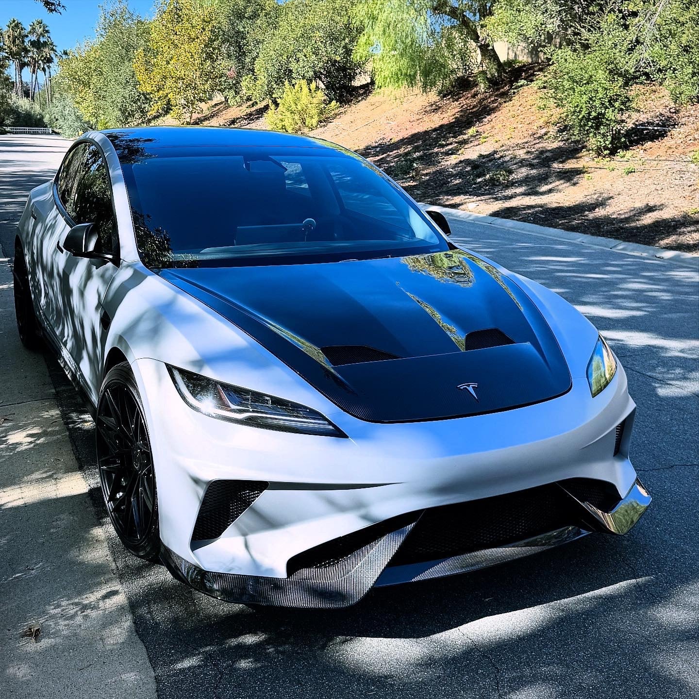 Tesla Model 3 Highland / Performance 2024-ON with Aftermarket Parts - Hacker Narrow Body Front Bumper & Lip Carbon Fiber / FRP from Robot Craftsman