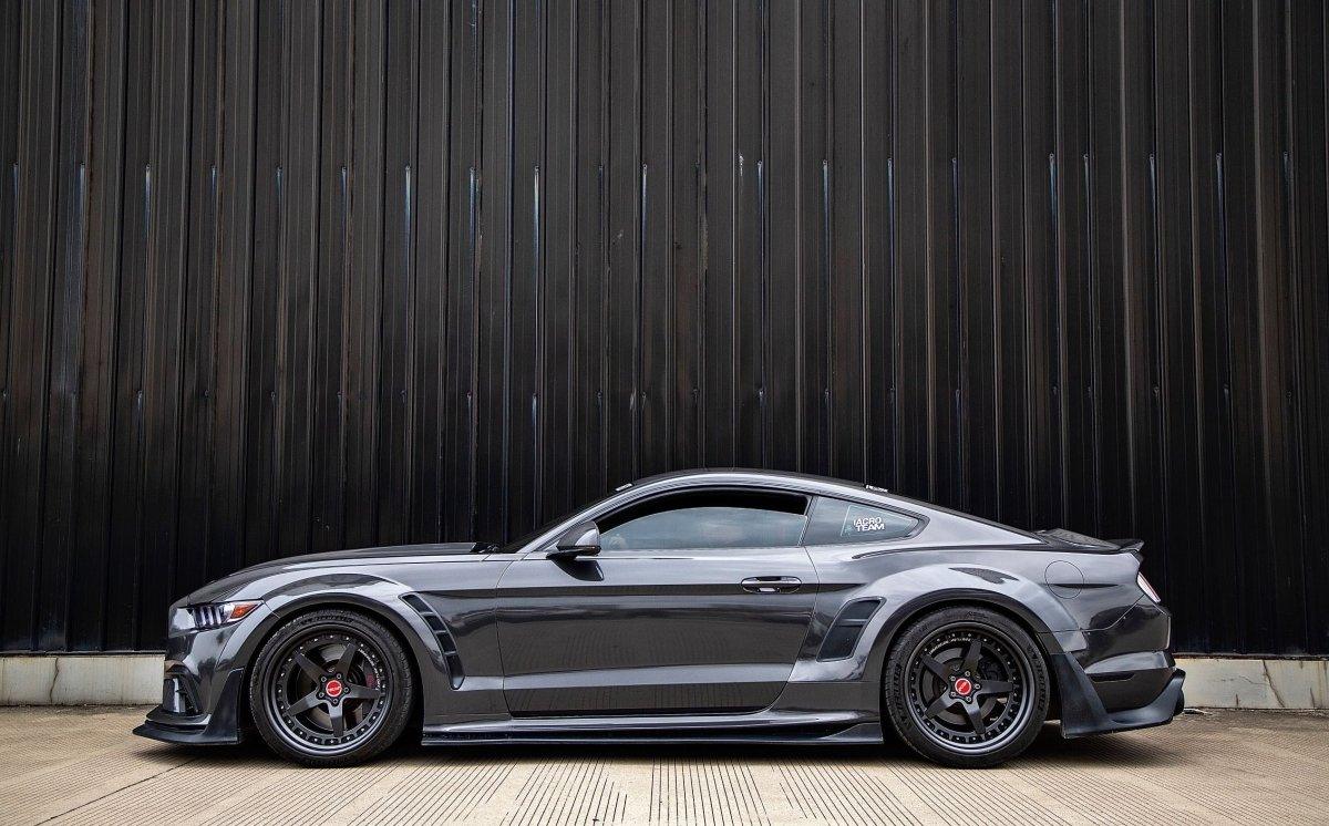 Ford Mustang Ecoboost V6 GT March1 Bullitt S550.1 S550.2 2015-2023 (note: dual exhaust tips) with Aftermarket Parts - CAVALIER Rear Diffuser Carbon Fiber/FRP from Robot Craftsman