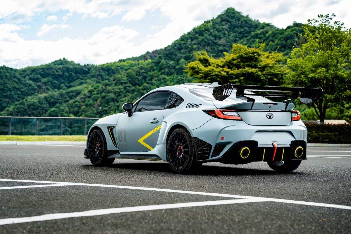 Subaru BRZ ZD8 2022 2023 2024 & Toyota GR86 ZN8 2022 2023 2024 with Aftermarket Parts - "SHINING" Side Window Louver Trim Carbon Fiber / FRP from Robot Craftsman
