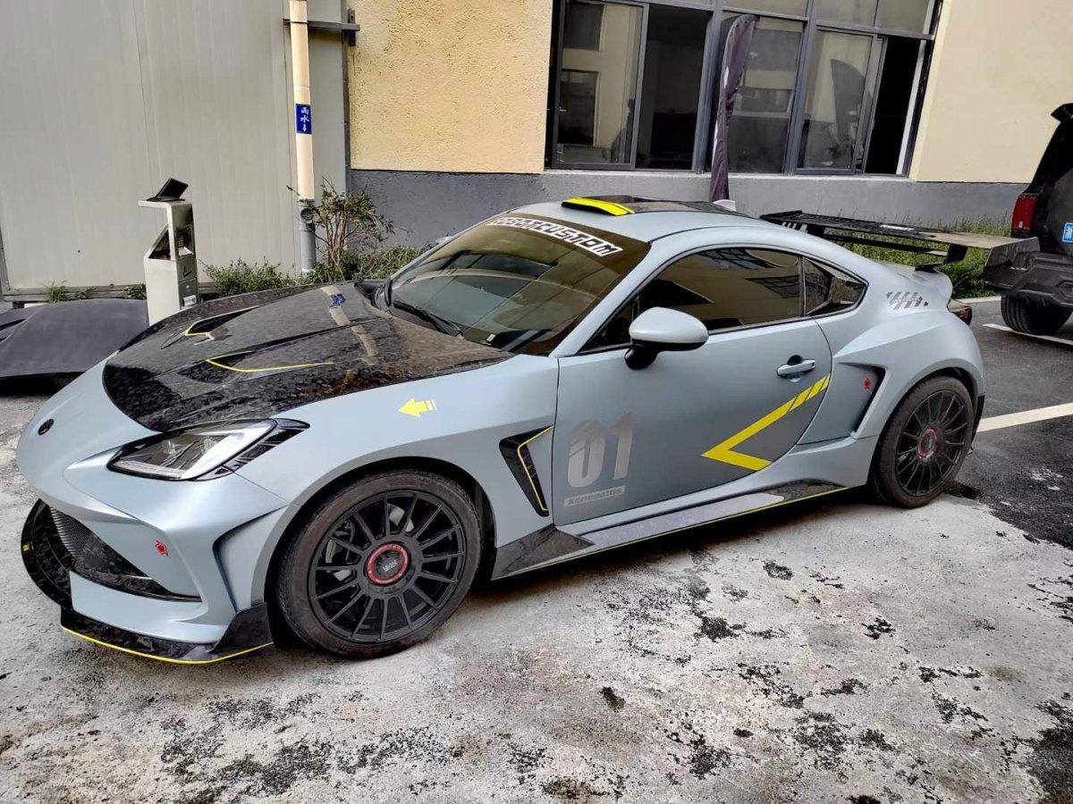 Subaru BRZ ZD8 2022 2023 2024 & Toyota GR86 ZN8 2022 2023 2024 with Aftermarket Parts - "SHINING" Widebody Fender & Wheel Arches & Side Skirts Package Carbon Fiber / FRP from Robot Craftsman