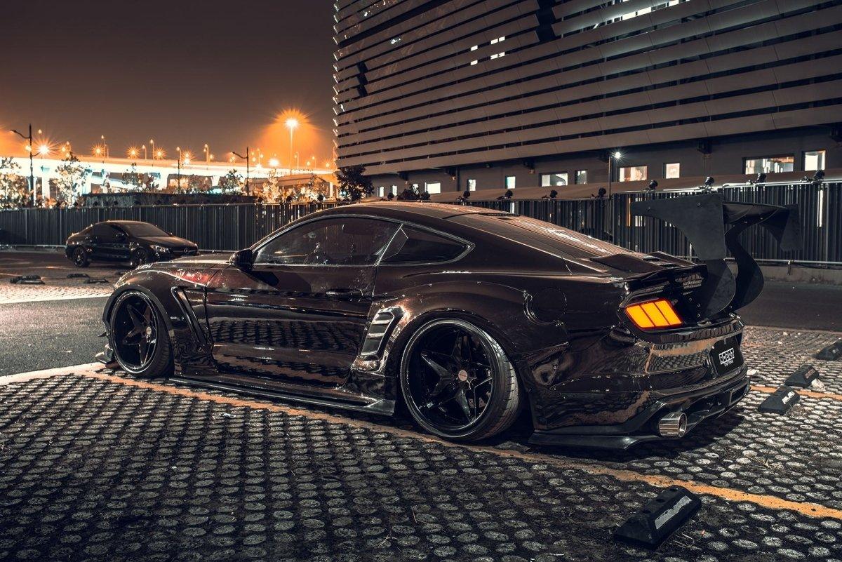 Ford Mustang Ecoboost V6 GT March1 Bullitt S550.1 S550.2 2015 2016 2017 2018 2019 2020 2021 2022 2023 (note: dual exhaust tips) with Aftermarket Parts - "STORM" Rear GT Wing Carbon Fiber / FRP from Robot Craftsman