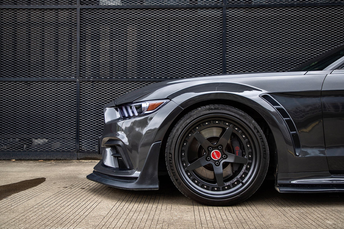 ROBOT CRAFTSMAN  "Cavalier" Widebody Front Bumper & Lip For Mustang S550.1 2015-2017 Carbon Fiber