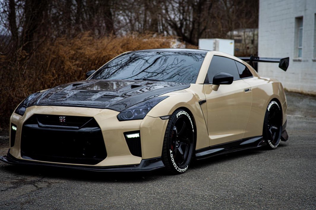 ROBOT CRAFTSMAN Carbon Fiber or FRP Swan Neck Hammer GT Wing For Nissan GTR R35